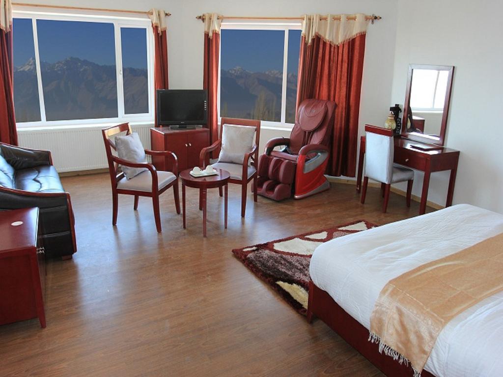 Hotel The Zen Ladakh Leh Esterno foto