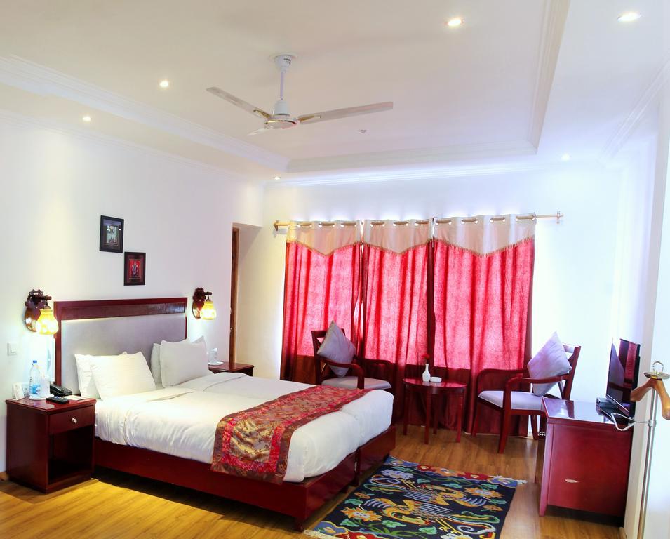 Hotel The Zen Ladakh Leh Esterno foto